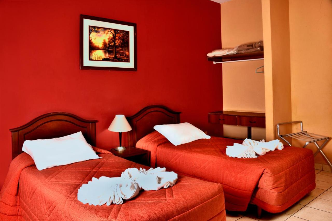 Cesar'S Tropical Hotel Villa Tunari Dış mekan fotoğraf